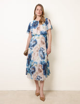 Pleated Scoop Neck Short Sleeve Floral Dress