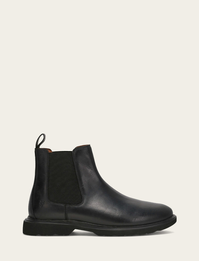 Connor Chelsea - Black - Outside