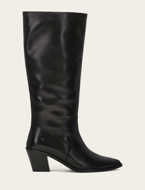 Sara Slouchy - Black - Outside