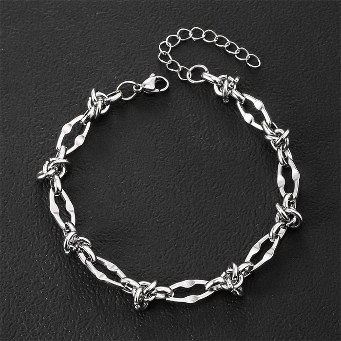 TWISTED LINK Chain Bracelet