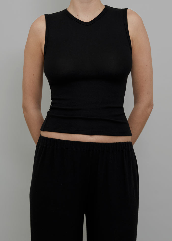 Vest (Black)